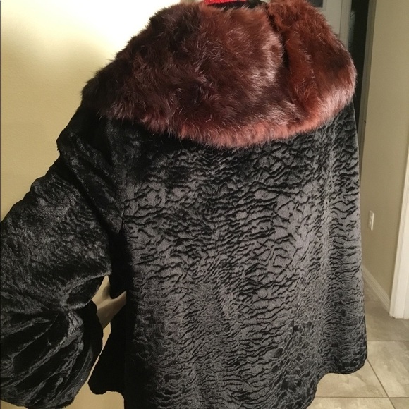 VINTAGE UNION MADE LUXURY  FUR COAT MADE IN THE USA - Picture 7 of 9
